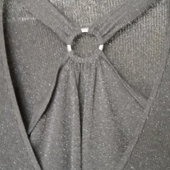 Women's Black Dressy V Neck Sweater Size M - Picture 2 of 6